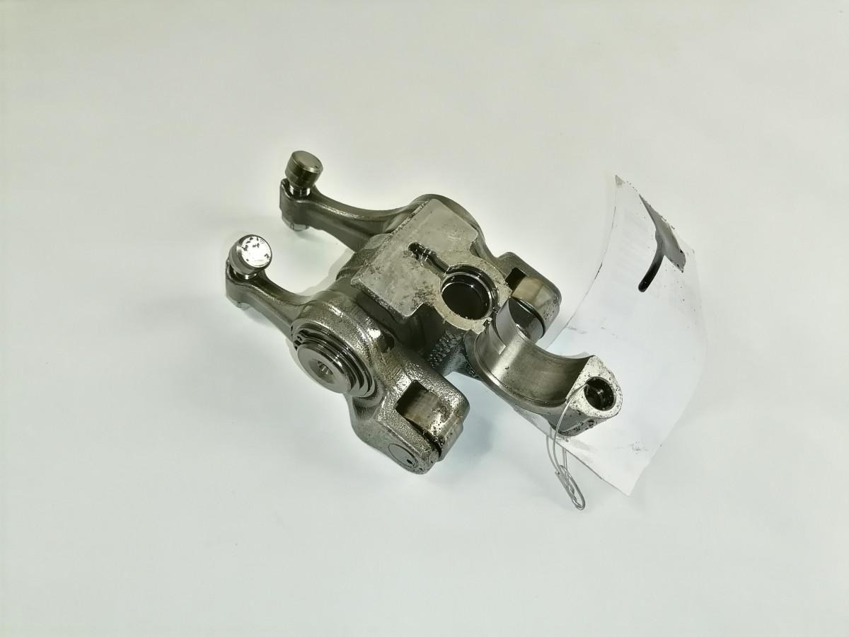 Volvo Set of rockers with shaft 21796360 - Pieza universal para Camión: foto 2 Volvo Set of rockers with shaft 21796360 - Pieza universal para Camión: foto 2