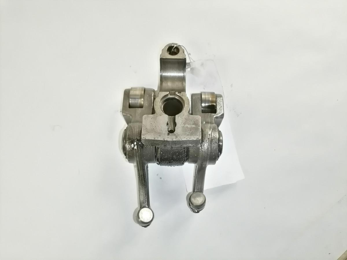 Volvo Set of rockers with shaft 21796360 - Pieza universal para Camión: foto 4 Volvo Set of rockers with shaft 21796360 - Pieza universal para Camión: foto 4