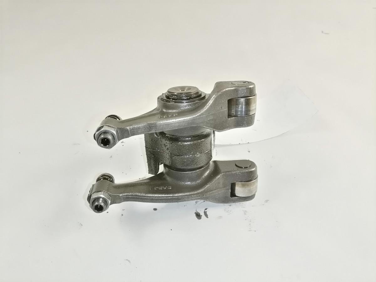 Volvo Set of rockers with shaft 21796360 - Pieza universal para Camión: foto 5 Volvo Set of rockers with shaft 21796360 - Pieza universal para Camión: foto 5