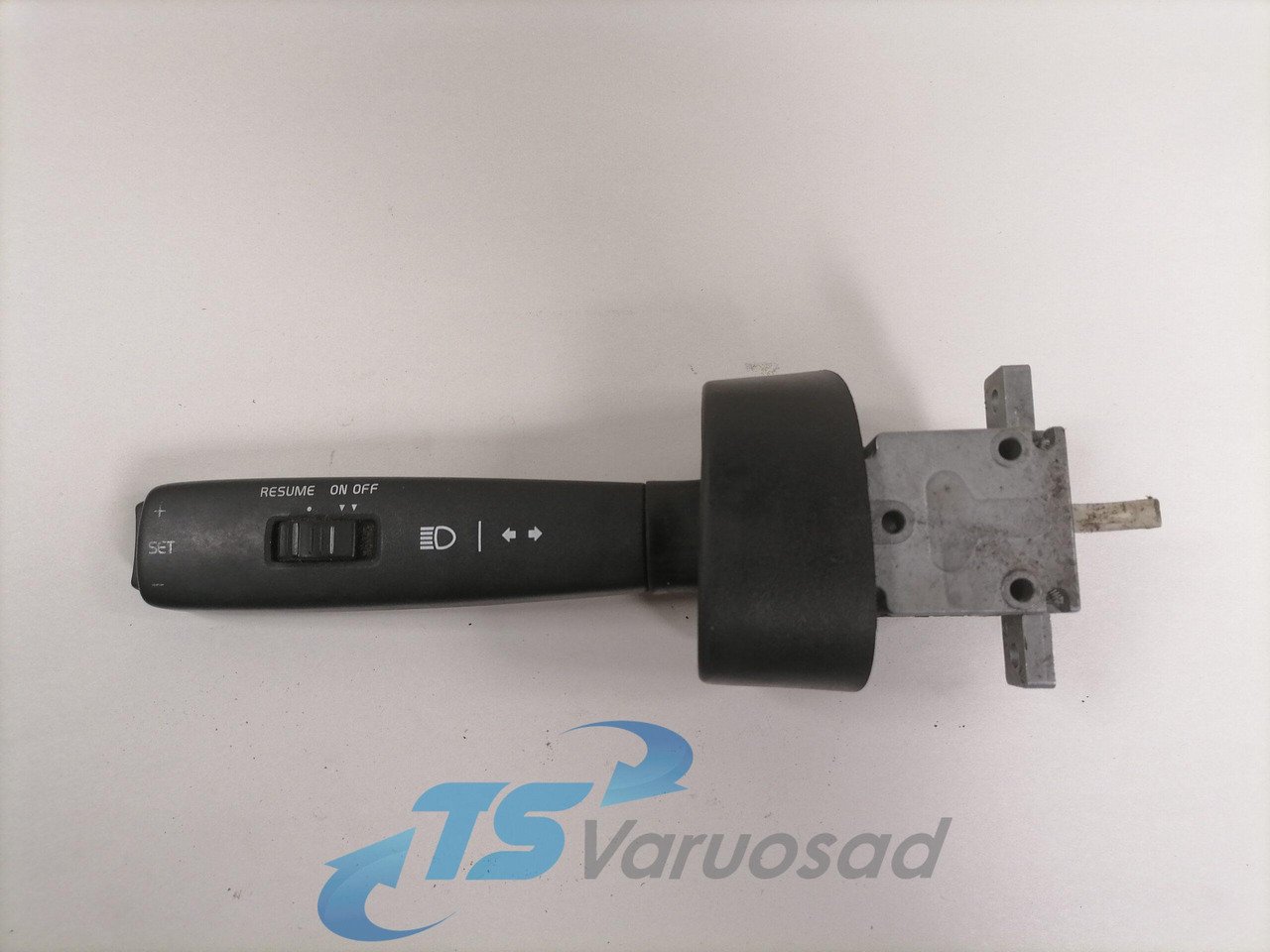 Volvo Switch, cruise control 21670857 - Sistema eléctrico para Camión: foto 1 Volvo Switch, cruise control 21670857 - Sistema eléctrico para Camión: foto 1