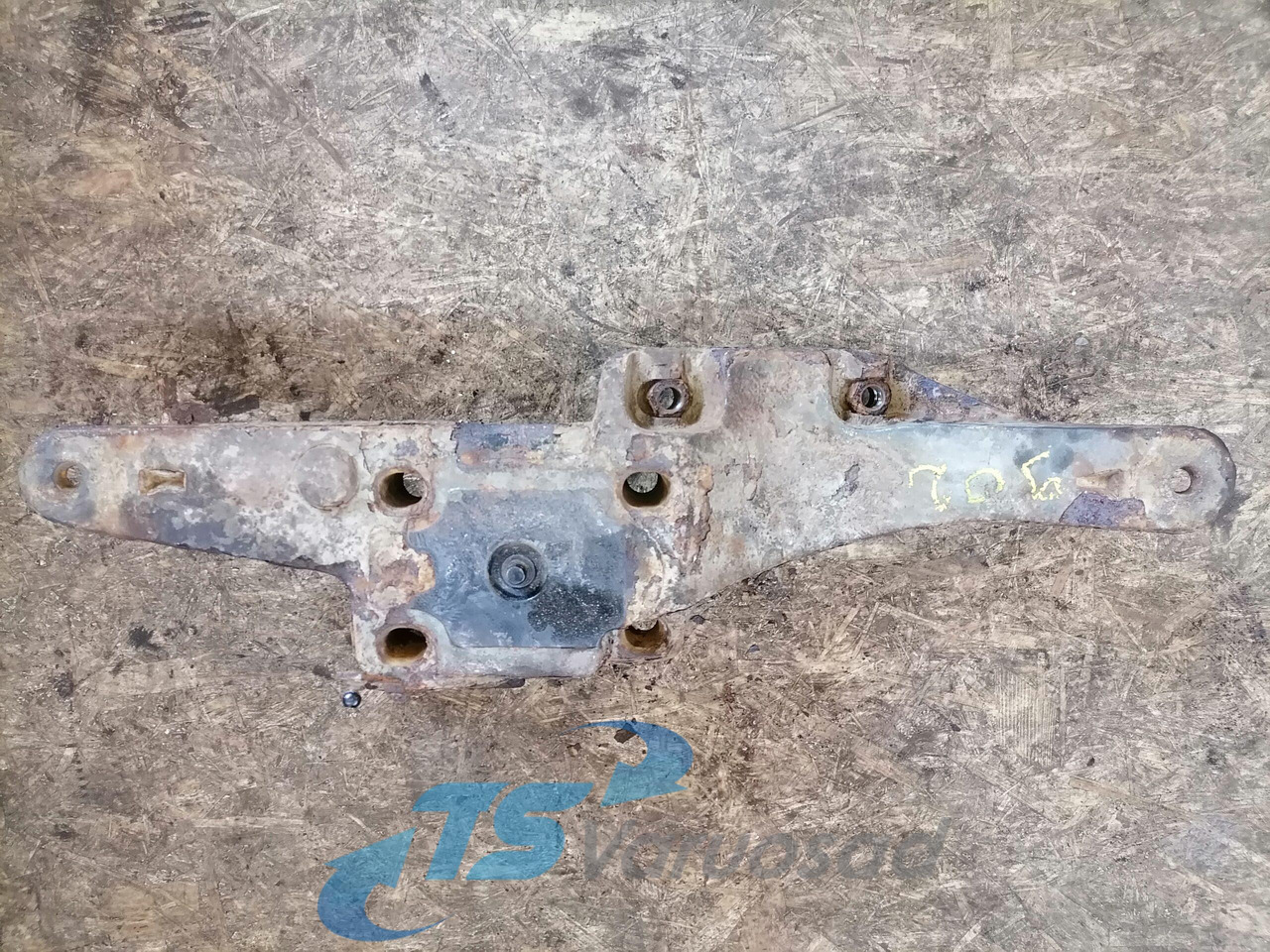 Volvo Volvo drive axle / axle mounting / airbag carrier 20428752 - Eje y piezas para Camión: foto 4 Volvo Volvo drive axle / axle mounting / airbag carrier 20428752 - Eje y piezas para Camión: foto 4