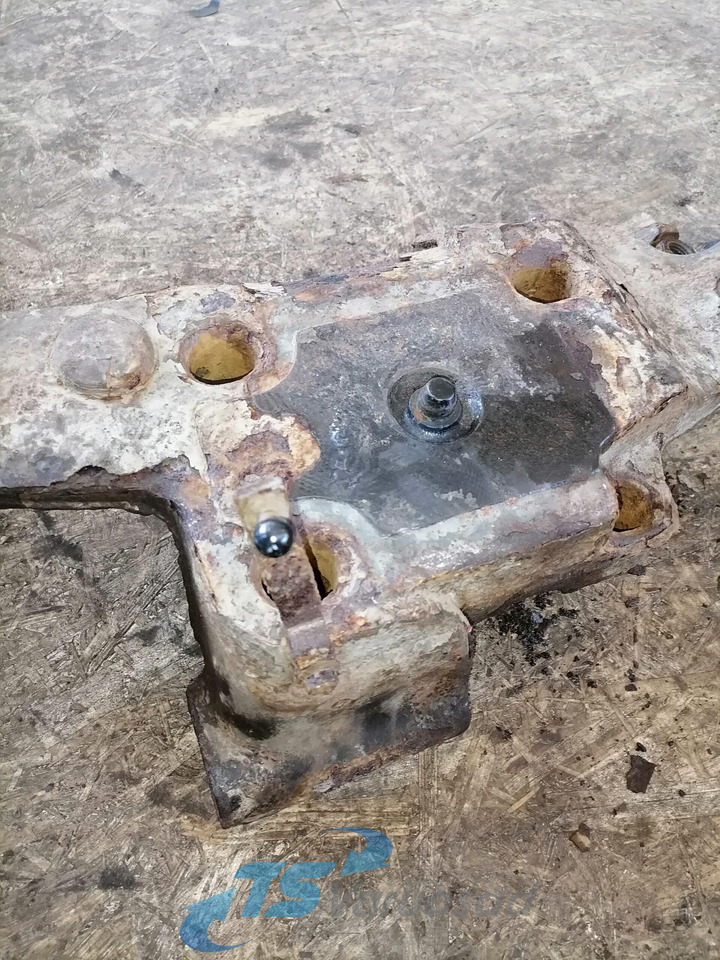 Volvo Volvo drive axle / axle mounting / airbag carrier 20428752 - Eje y piezas para Camión: foto 5 Volvo Volvo drive axle / axle mounting / airbag carrier 20428752 - Eje y piezas para Camión: foto 5