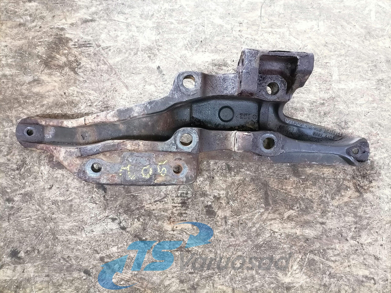 Volvo Volvo drive axle / axle mounting / airbag carrier 20428753 - Eje y piezas para Camión: foto 2 Volvo Volvo drive axle / axle mounting / airbag carrier 20428753 - Eje y piezas para Camión: foto 2