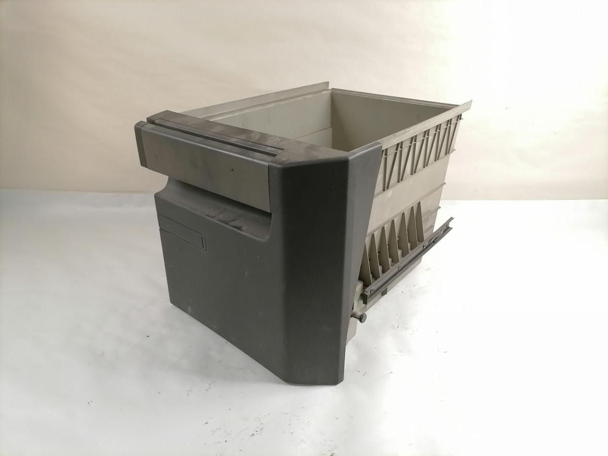 Volvo Voodialune panipaik 82174063 - Pieza universal para Camión: foto 2 Volvo Voodialune panipaik 82174063 - Pieza universal para Camión: foto 2