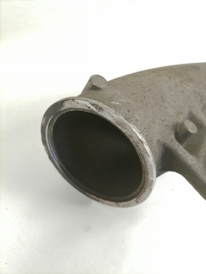 Volvo intercooler pipe 21808309 - Intercooler para Camión: foto 5 Volvo intercooler pipe 21808309 - Intercooler para Camión: foto 5