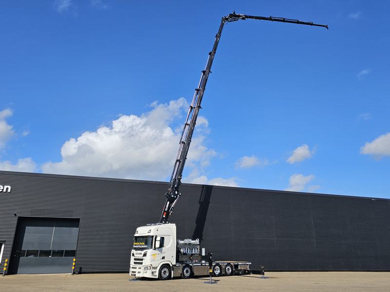 Scania R590 V8 / 8X2 / HIAB 1188 + JIB + WINCH - Cabeza tractora: foto 4 Scania R590 V8 / 8X2 / HIAB 1188 + JIB + WINCH - Cabeza tractora: foto 4