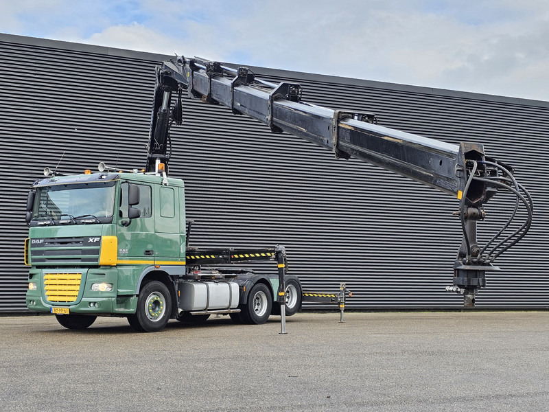 DAF XF 105.460 6X2 / HIAB 37TM KRAN / CRANE / GRUE - Camión grúa: foto 2 DAF XF 105.460 6X2 / HIAB 37TM KRAN / CRANE / GRUE - Camión grúa: foto 2