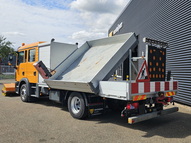 MAN TGM 15.240 BL / TIPPER / DOKA / VEEG / SWEEPER - Barredora vial: foto 4 MAN TGM 15.240 BL / TIPPER / DOKA / VEEG / SWEEPER - Barredora vial: foto 4