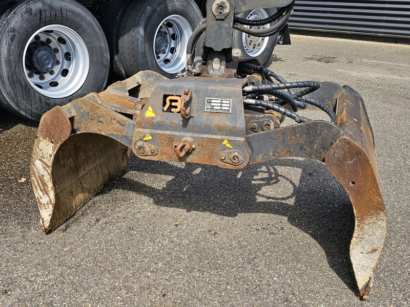 MAN TGS 35.400 / 8x4-4 / CONTAINER SYSTEM / PALFINGER Z CRANE - Camión con equipo de cable, Camión grúa: foto 3 MAN TGS 35.400 / 8x4-4 / CONTAINER SYSTEM / PALFINGER Z CRANE - Camión con equipo de cable, Camión grúa: foto 3