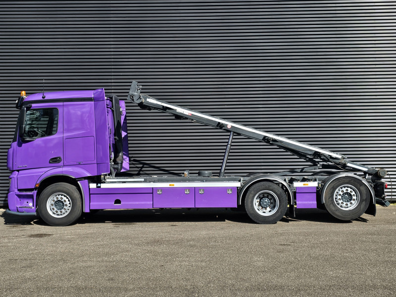 Mercedes-Benz AROCS 3345 / 6x2 / CONTAINER SYSTEM / CABLE - Camión con equipo de cable: foto 3 Mercedes-Benz AROCS 3345 / 6x2 / CONTAINER SYSTEM / CABLE - Camión con equipo de cable: foto 3