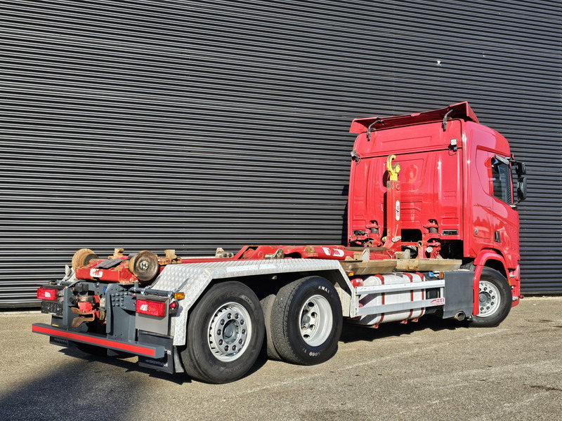 Scania R520 V8 6x2 HOOKLIFT / FULL AIR / RETARDER - Camión multibasculante: foto 2 Scania R520 V8 6x2 HOOKLIFT / FULL AIR / RETARDER - Camión multibasculante: foto 2