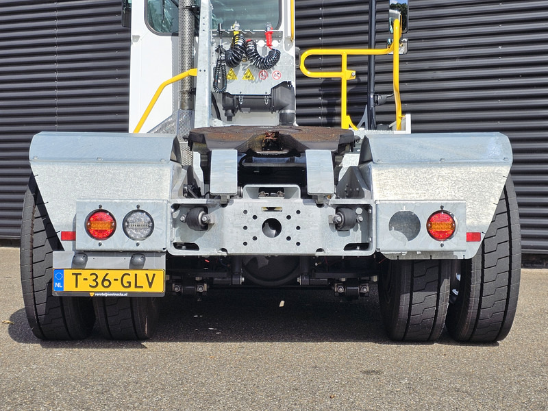 Tractor industrial Terberg YT193 / !!NEW!! / TERMINAL / RANGEERTREKKER: foto 10 Tractor industrial Terberg YT193 / !!NEW!! / TERMINAL / RANGEERTREKKER: foto 10