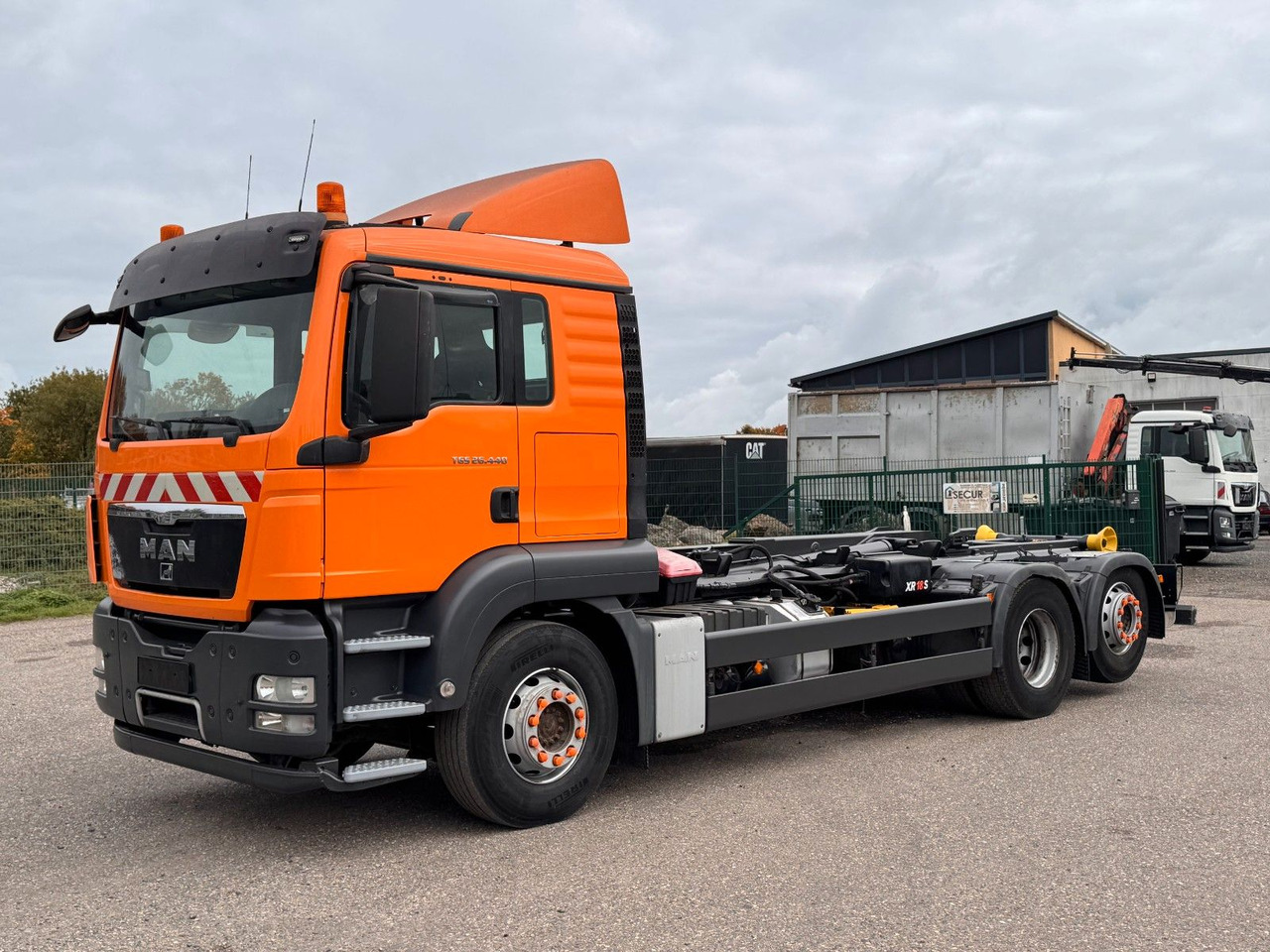 Arrendamiento de  MAN 26.440 6X2 Multilift Abroller MAN 26.440 6X2 Multilift Abroller: foto 15