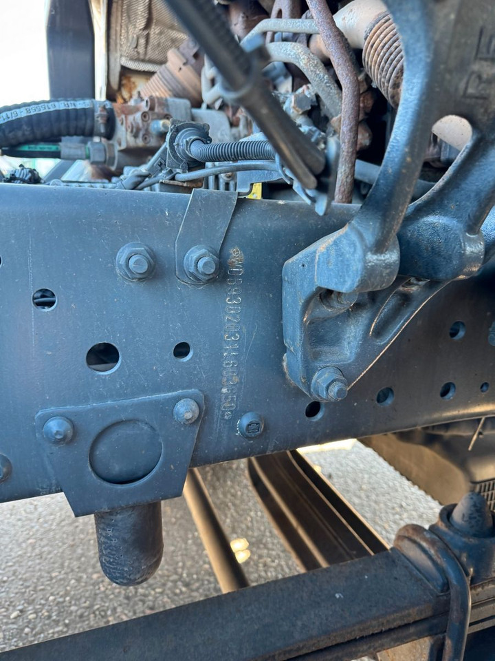 Mercedes-Benz 2541 6X2 Meiller RK 20.65 Klima M-Haus - Camión multibasculante: foto 5 Mercedes-Benz 2541 6X2 Meiller RK 20.65 Klima M-Haus - Camión multibasculante: foto 5