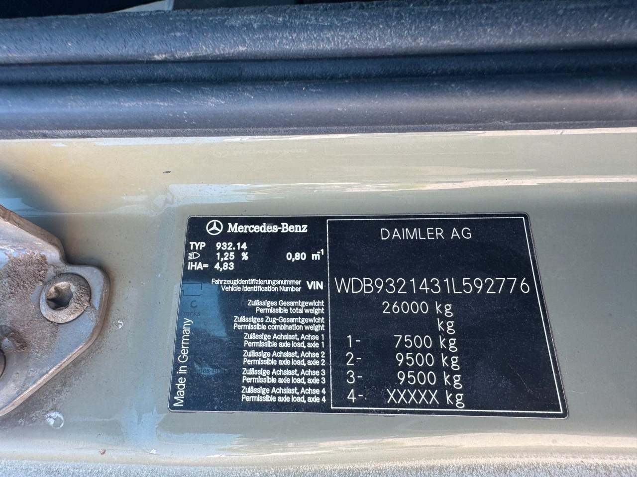 Mercedes-Benz 2644 6X4 VDL Abroller mit 3,90 Radstand Blatt BL - Camión multibasculante: foto 3 Mercedes-Benz 2644 6X4 VDL Abroller mit 3,90 Radstand Blatt BL - Camión multibasculante: foto 3
