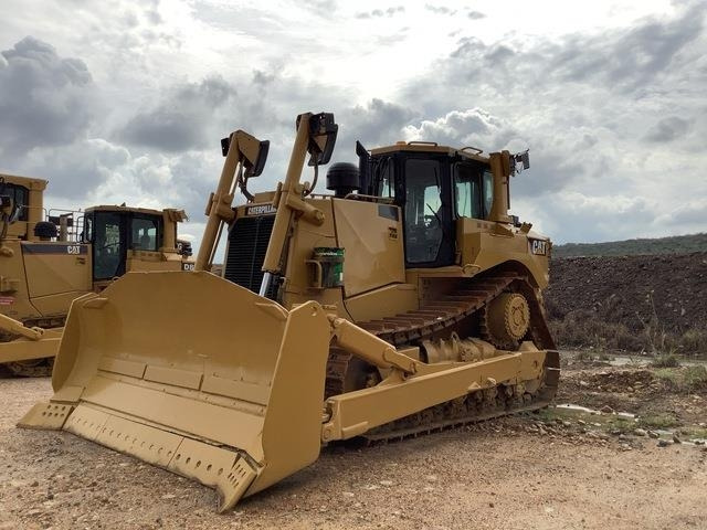 CAT D8T - Bulldozer: foto 1 CAT D8T - Bulldozer: foto 1
