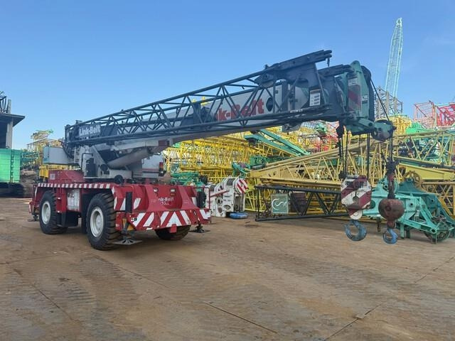 Link-Belt RTC 8030-2 - Grúa para terrenos difíciles: foto 4 Link-Belt RTC 8030-2 - Grúa para terrenos difíciles: foto 4