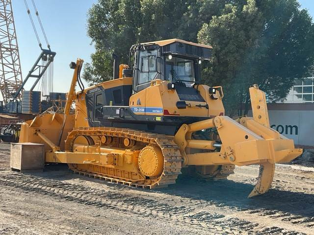 Dressta TD25M - Bulldozer: foto 2 Dressta TD25M - Bulldozer: foto 2