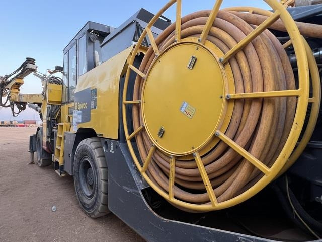 Epiroc Boomer XE3C - Maquinaria para minería: foto 2 Epiroc Boomer XE3C - Maquinaria para minería: foto 2