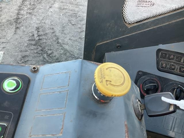 Carretilla elevadora Kalmar DCG140-6T: foto 14 Carretilla elevadora Kalmar DCG140-6T: foto 14