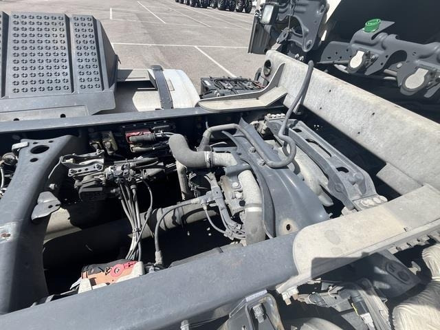 Cabeza tractora Scania P410: foto 22