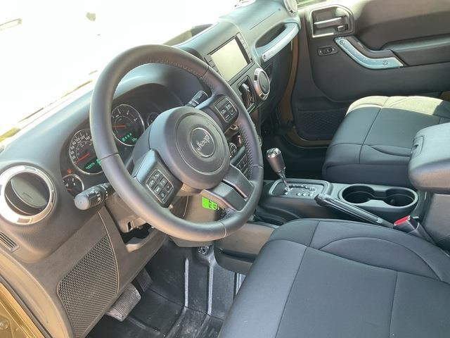 Coche Jeep Wrangler JK Command: foto 12 Coche Jeep Wrangler JK Command: foto 12