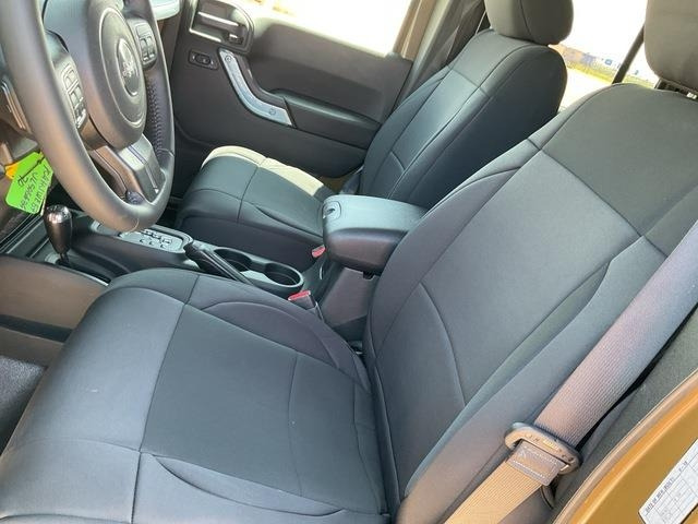 Coche Jeep Wrangler JK Command: foto 8 Coche Jeep Wrangler JK Command: foto 8