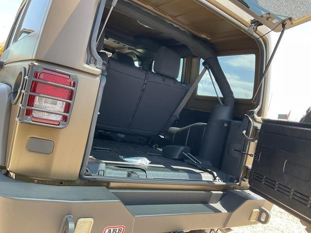 Coche Jeep Wrangler JK Command: foto 21 Coche Jeep Wrangler JK Command: foto 21