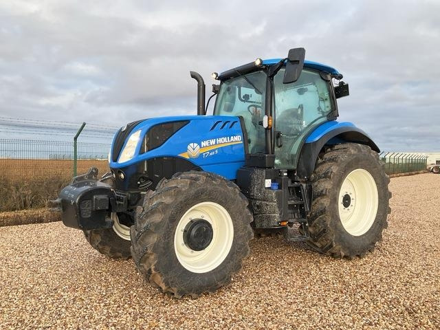 New Holland T7.165S - Tractor: foto 1 New Holland T7.165S - Tractor: foto 1