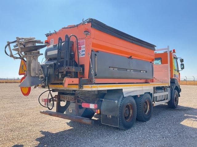 Renault Kerax 430DXI - Máquina quitanieve: foto 3 Renault Kerax 430DXI - Máquina quitanieve: foto 3