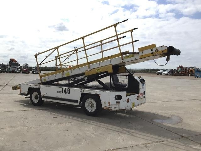 Tug T660-1 - Cargadora de banda: foto 4 Tug T660-1 - Cargadora de banda: foto 4