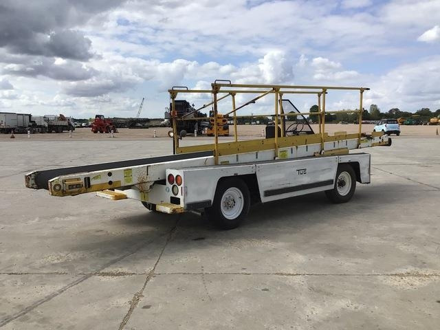 Tug T660-1 - Cargadora de banda: foto 3 Tug T660-1 - Cargadora de banda: foto 3