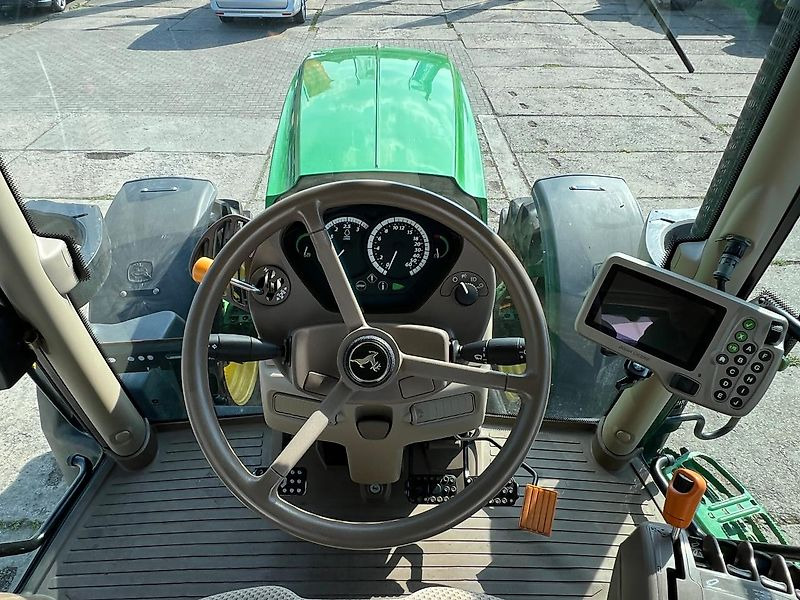 Arrendamiento de John Deere 6210R Frontzapfwelle John Deere 6210R Frontzapfwelle: foto 15 Arrendamiento de John Deere 6210R Frontzapfwelle John Deere 6210R Frontzapfwelle: foto 15