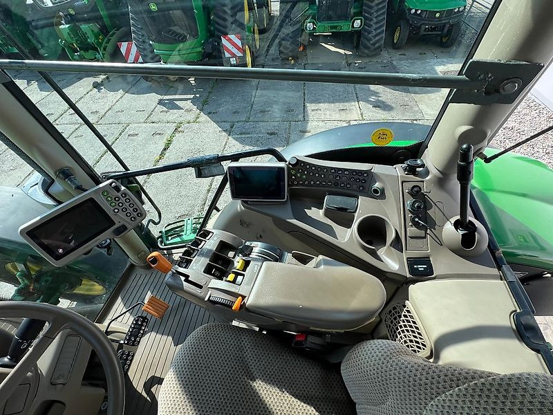 Arrendamiento de John Deere 6210R Frontzapfwelle John Deere 6210R Frontzapfwelle: foto 13 Arrendamiento de John Deere 6210R Frontzapfwelle John Deere 6210R Frontzapfwelle: foto 13