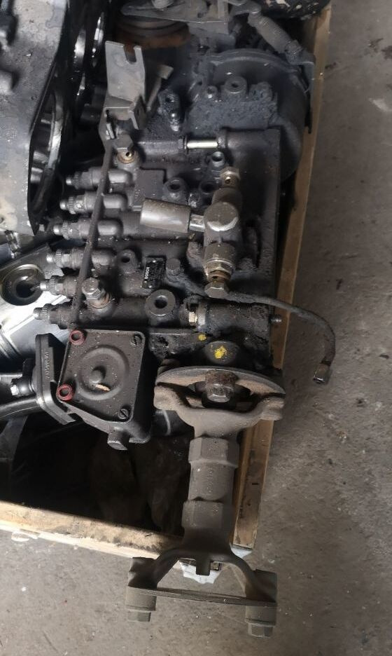 DAF Ersatztteile 0281010045   DAF XF 95 - Bloque de cilindros para Camión: foto 2 DAF Ersatztteile 0281010045   DAF XF 95 - Bloque de cilindros para Camión: foto 2