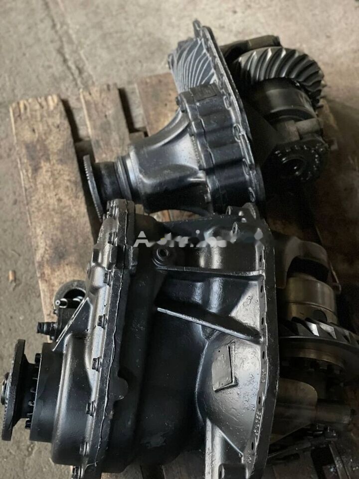 MAN HD 7, 13 Tonnen HPD 1382 - Diferencial para Camión: foto 1 MAN HD 7, 13 Tonnen HPD 1382 - Diferencial para Camión: foto 1