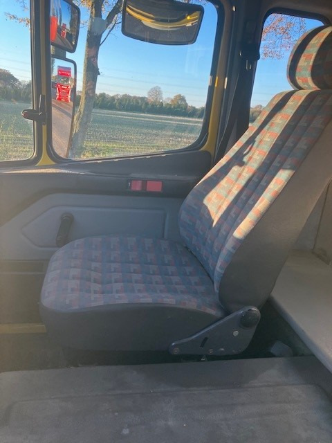 Camión multibasculante para transporte de contenedores MERCEDES-BENZ SK 1831: foto 15