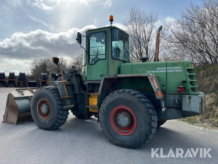 Gummiged Komatsu WA270 - Cargadora de ruedas: foto 4 Gummiged Komatsu WA270 - Cargadora de ruedas: foto 4
