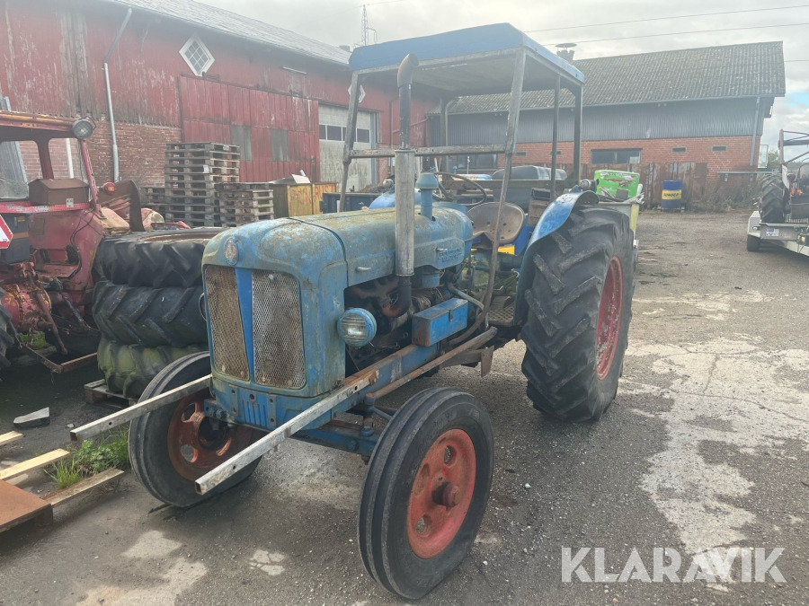 Tractor Traktor Fordson major: foto 1