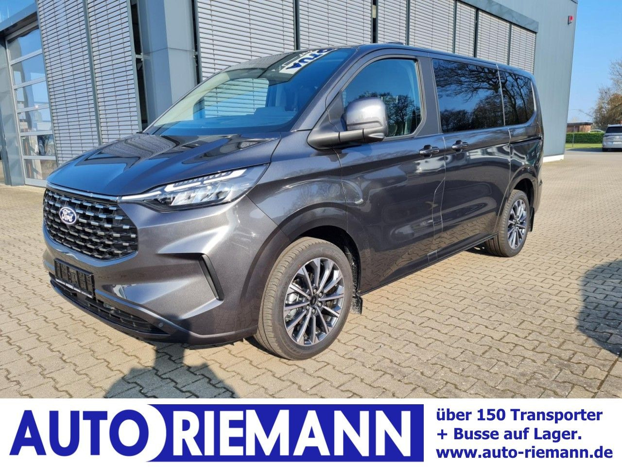 Ford Tourneo Custom 320 Titanium X L1 AHK LED LMF NAV - Furgoneta de pasajeros: foto 1 Ford Tourneo Custom 320 Titanium X L1 AHK LED LMF NAV - Furgoneta de pasajeros: foto 1