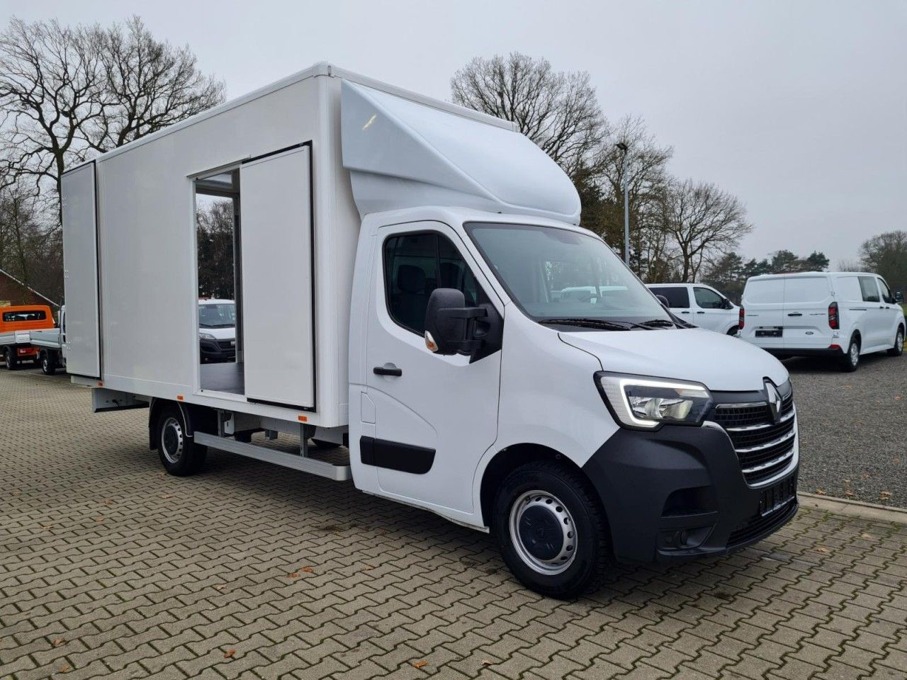 Renault Master 3,5t Koffer dCi 165 mit 10 Pal. Plätze - Furgoneta caja cerrada: foto 4 Renault Master 3,5t Koffer dCi 165 mit 10 Pal. Plätze - Furgoneta caja cerrada: foto 4