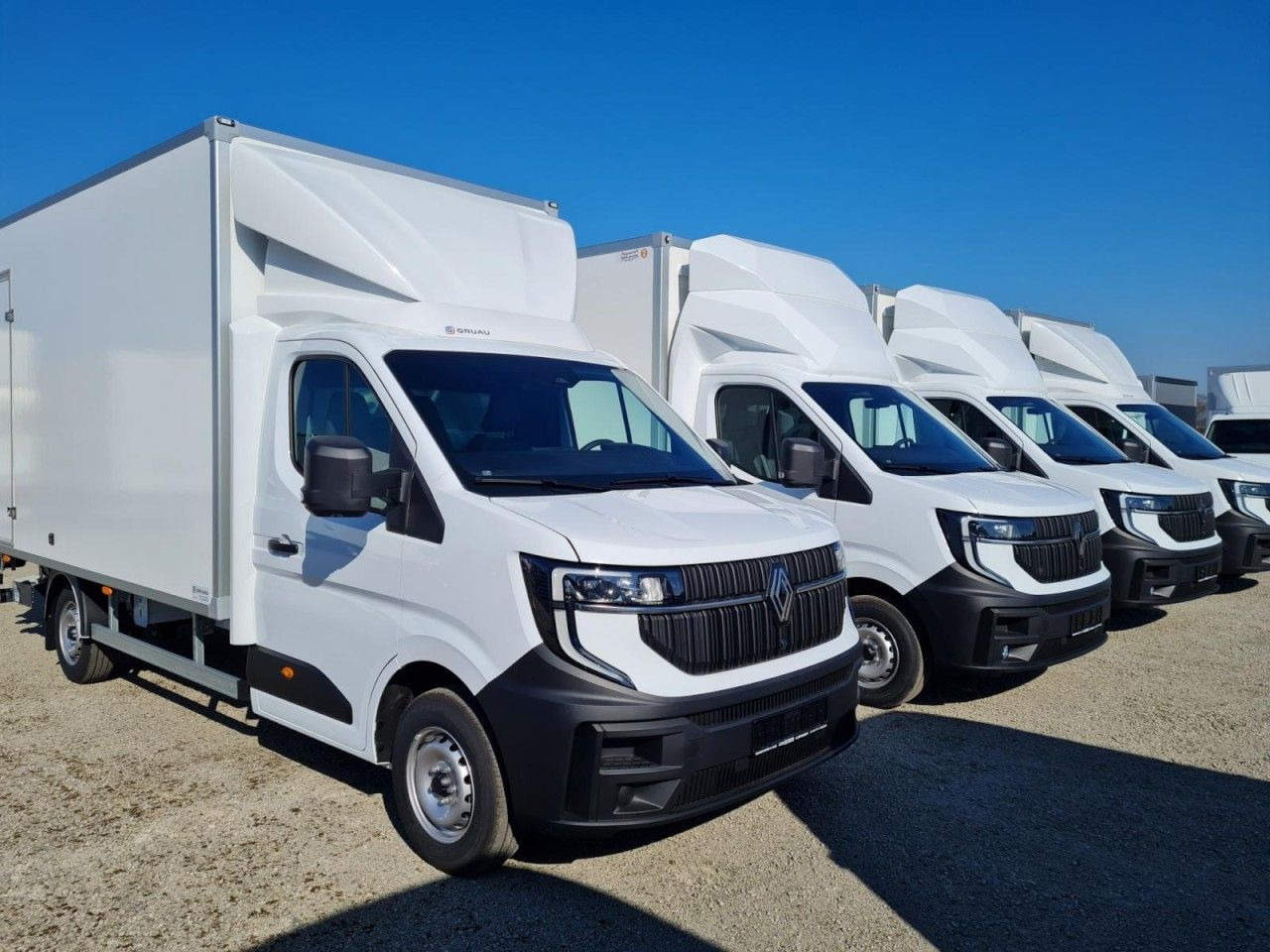 Renault Master 3,5t Koffer dCi 165 mit 10 Pal. Plätze - Furgoneta caja cerrada: foto 2 Renault Master 3,5t Koffer dCi 165 mit 10 Pal. Plätze - Furgoneta caja cerrada: foto 2