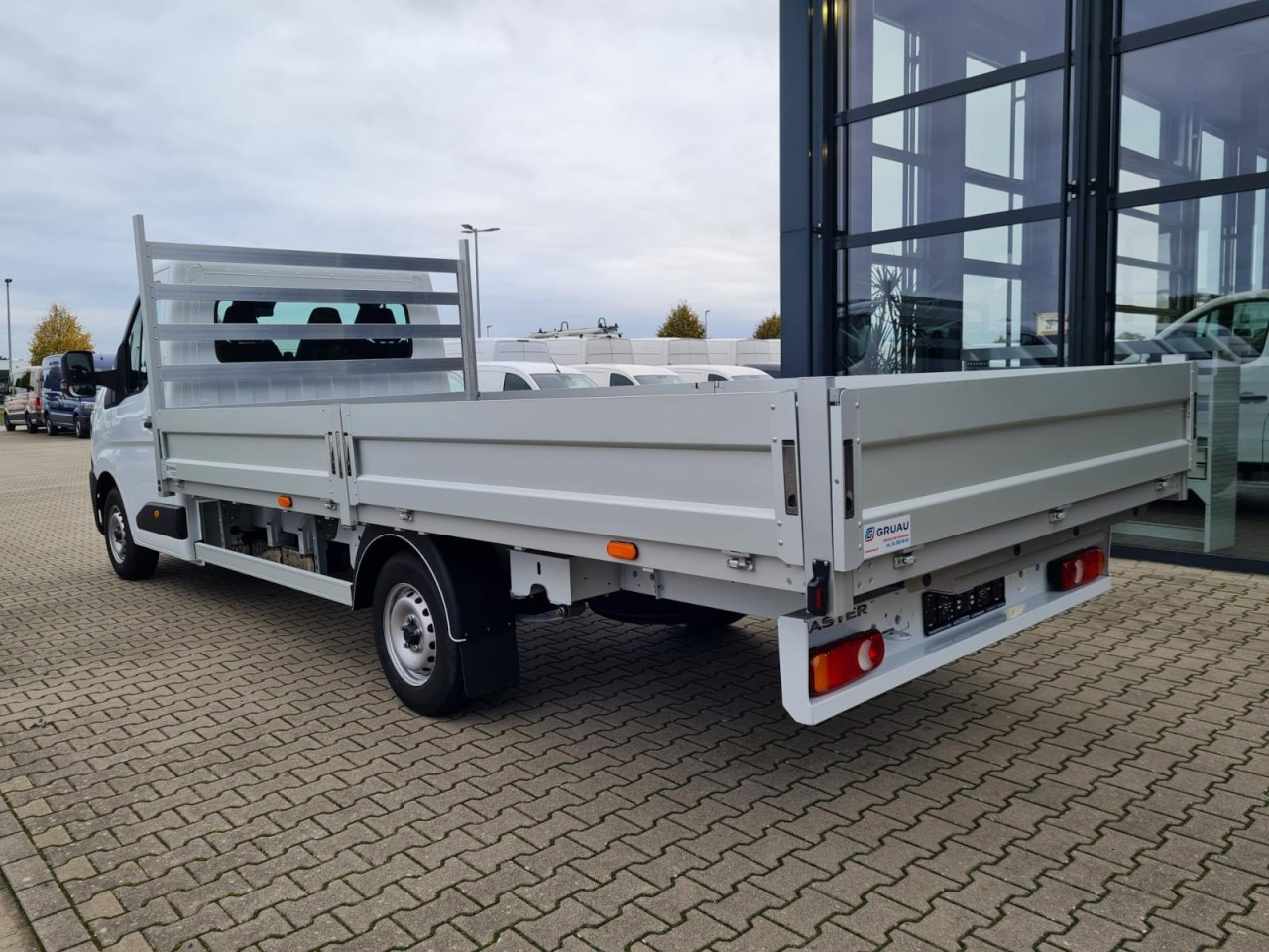 Furgoneta caja abierta Renault Master 35 Pritsche extra lang 4.85 m KLIMA TEMPOMAT: foto 8 Furgoneta caja abierta Renault Master 35 Pritsche extra lang 4.85 m KLIMA TEMPOMAT: foto 8