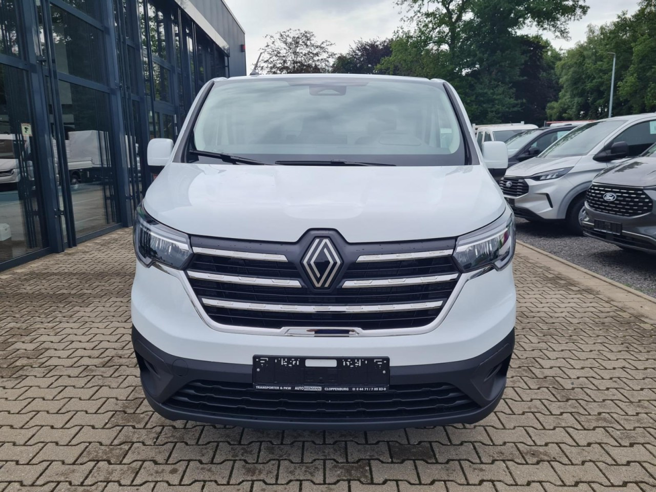 Renault Trafic Kühlkasten L2 KLIMA LED NAVI/APP PDC TEMPOMAT - Furgoneta frigorifica: foto 2 Renault Trafic Kühlkasten L2 KLIMA LED NAVI/APP PDC TEMPOMAT - Furgoneta frigorifica: foto 2