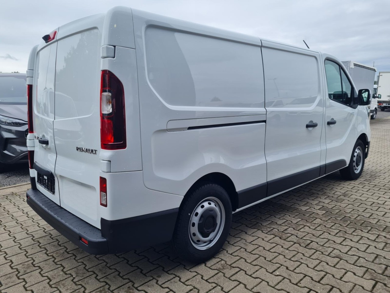Renault Trafic Kühlkasten L2 KLIMA LED NAVI/APP PDC TEMPOMAT - Furgoneta frigorifica: foto 4 Renault Trafic Kühlkasten L2 KLIMA LED NAVI/APP PDC TEMPOMAT - Furgoneta frigorifica: foto 4