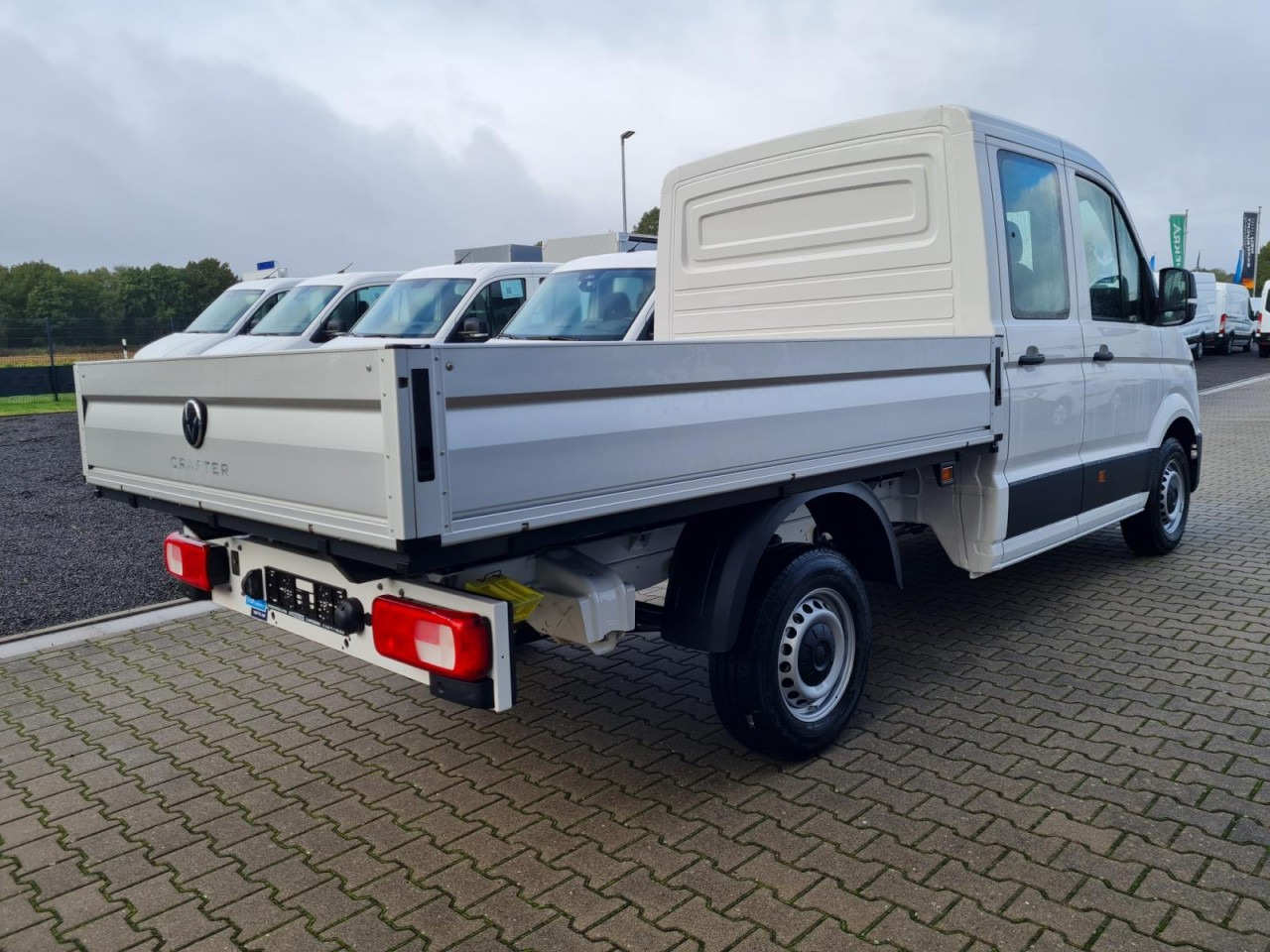 Volkswagen Crafter 35 Doka TDI Pritsche MR KLIMA TEMPOMAT - Furgoneta caja abierta, Furgoneta combi: foto 4 Volkswagen Crafter 35 Doka TDI Pritsche MR KLIMA TEMPOMAT - Furgoneta caja abierta, Furgoneta combi: foto 4