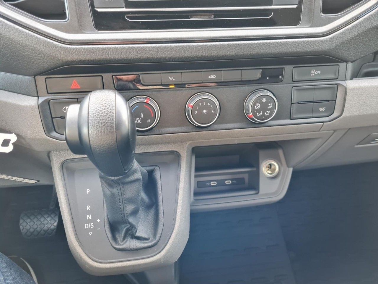 Furgón Volkswagen Crafter 35 Kasten TDI MR KLIMA KAMERA AUTOMATIK: foto 13