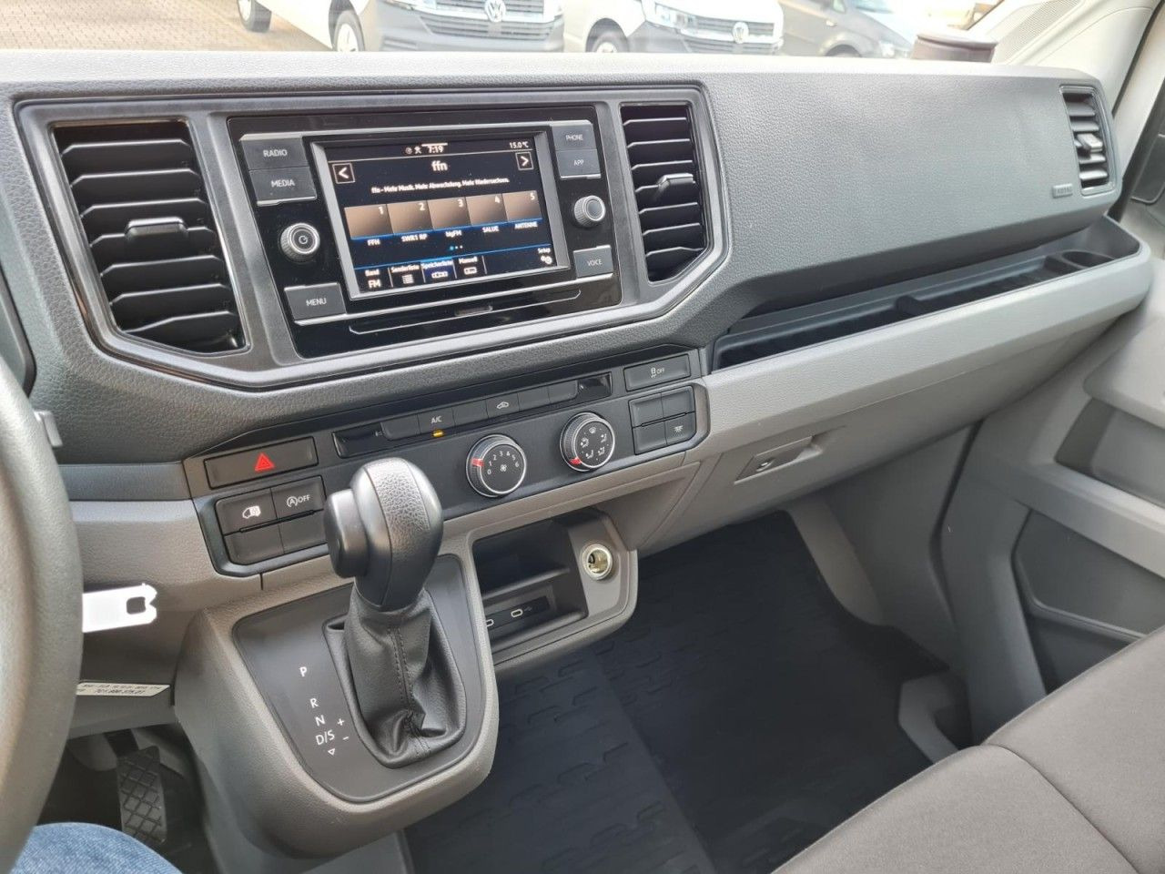 Furgón Volkswagen Crafter 35 Kasten TDI MR KLIMA KAMERA AUTOMATIK: foto 10
