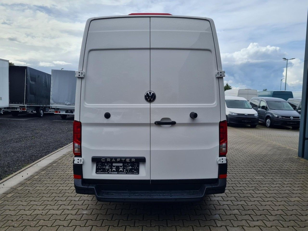 Arrendamiento de  Volkswagen Crafter 35 Kasten TDI MR PDC KLIMA TEMPOMAT Volkswagen Crafter 35 Kasten TDI MR PDC KLIMA TEMPOMAT: foto 20
