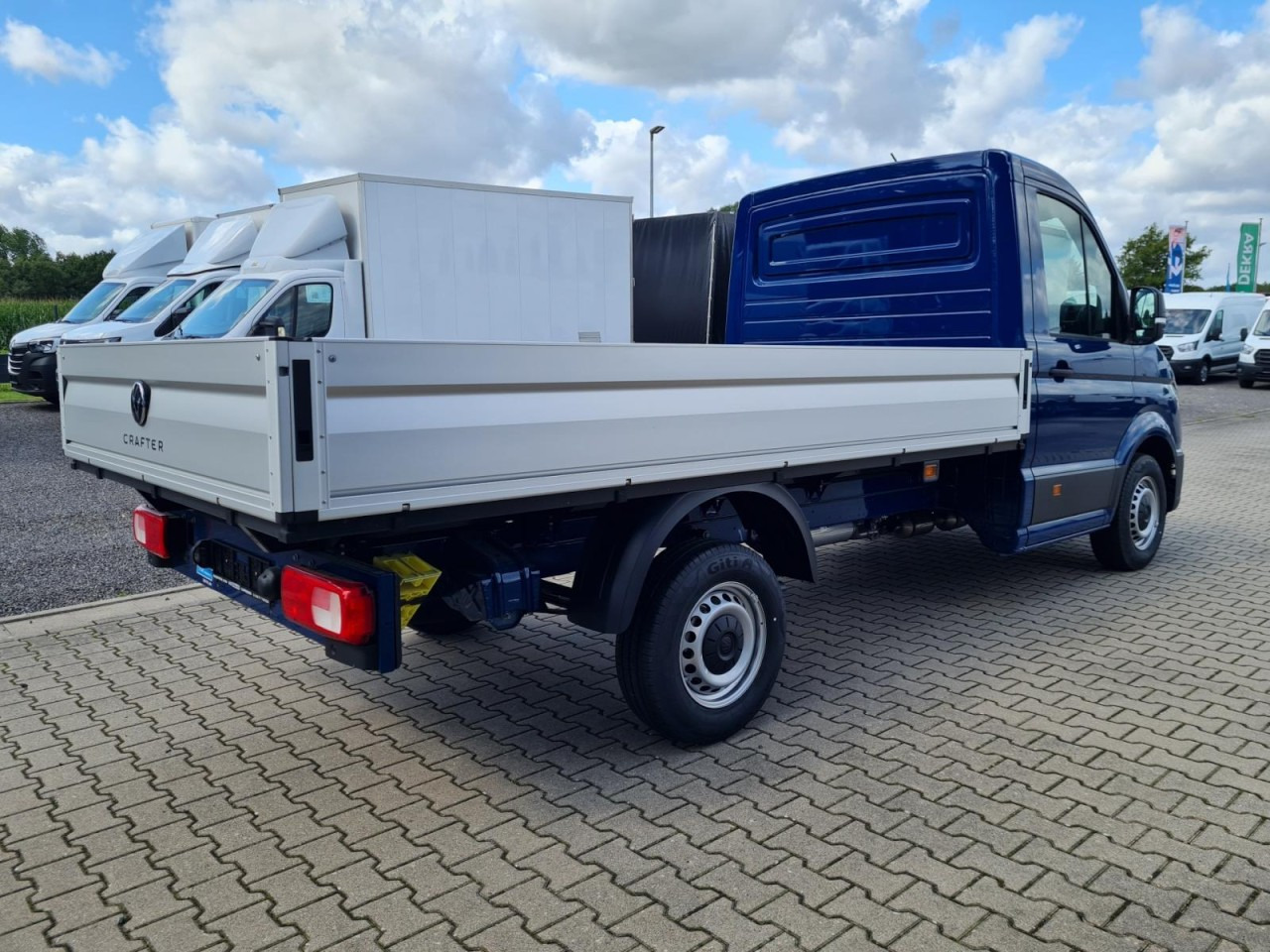 Volkswagen Crafter 35 Pritsche TDI L3 KLIMA TEMPOMAT 3 Sitzer - Furgoneta caja abierta: foto 4 Volkswagen Crafter 35 Pritsche TDI L3 KLIMA TEMPOMAT 3 Sitzer - Furgoneta caja abierta: foto 4